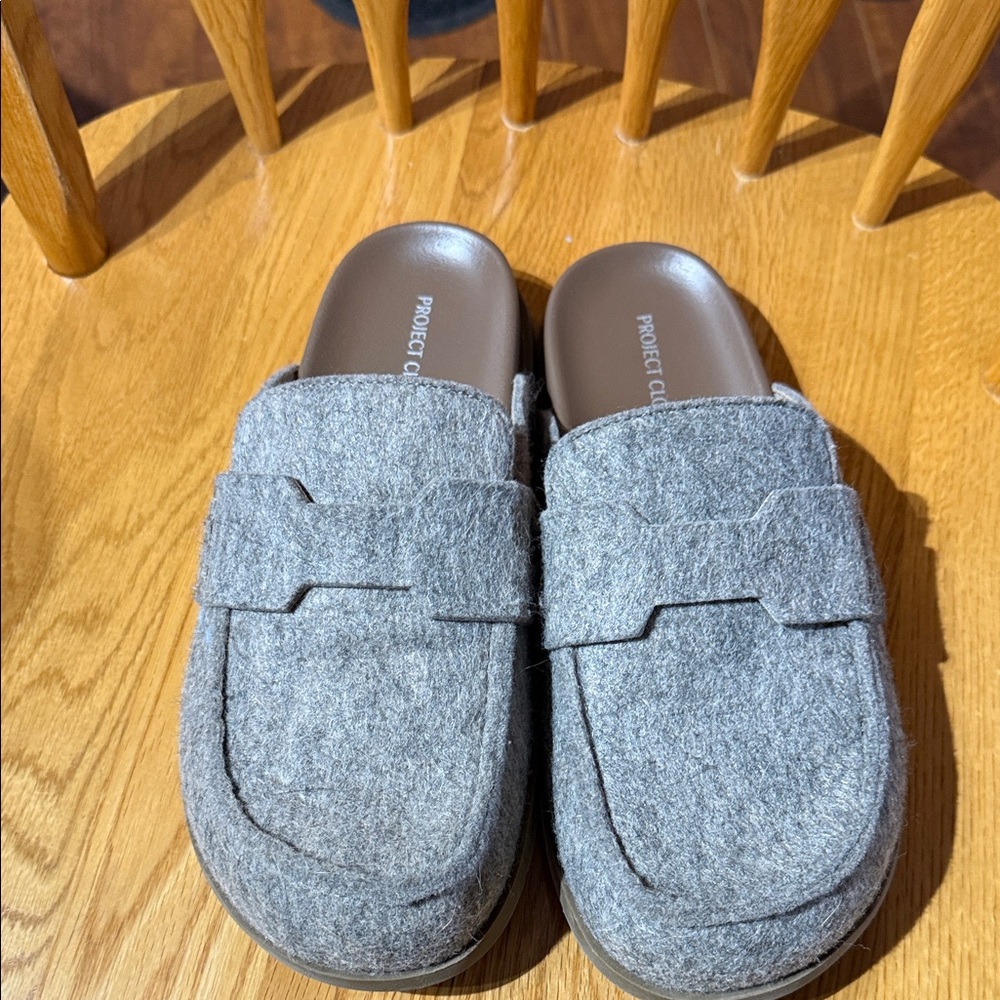 Project Chic Gray Felt Slip-On Mules